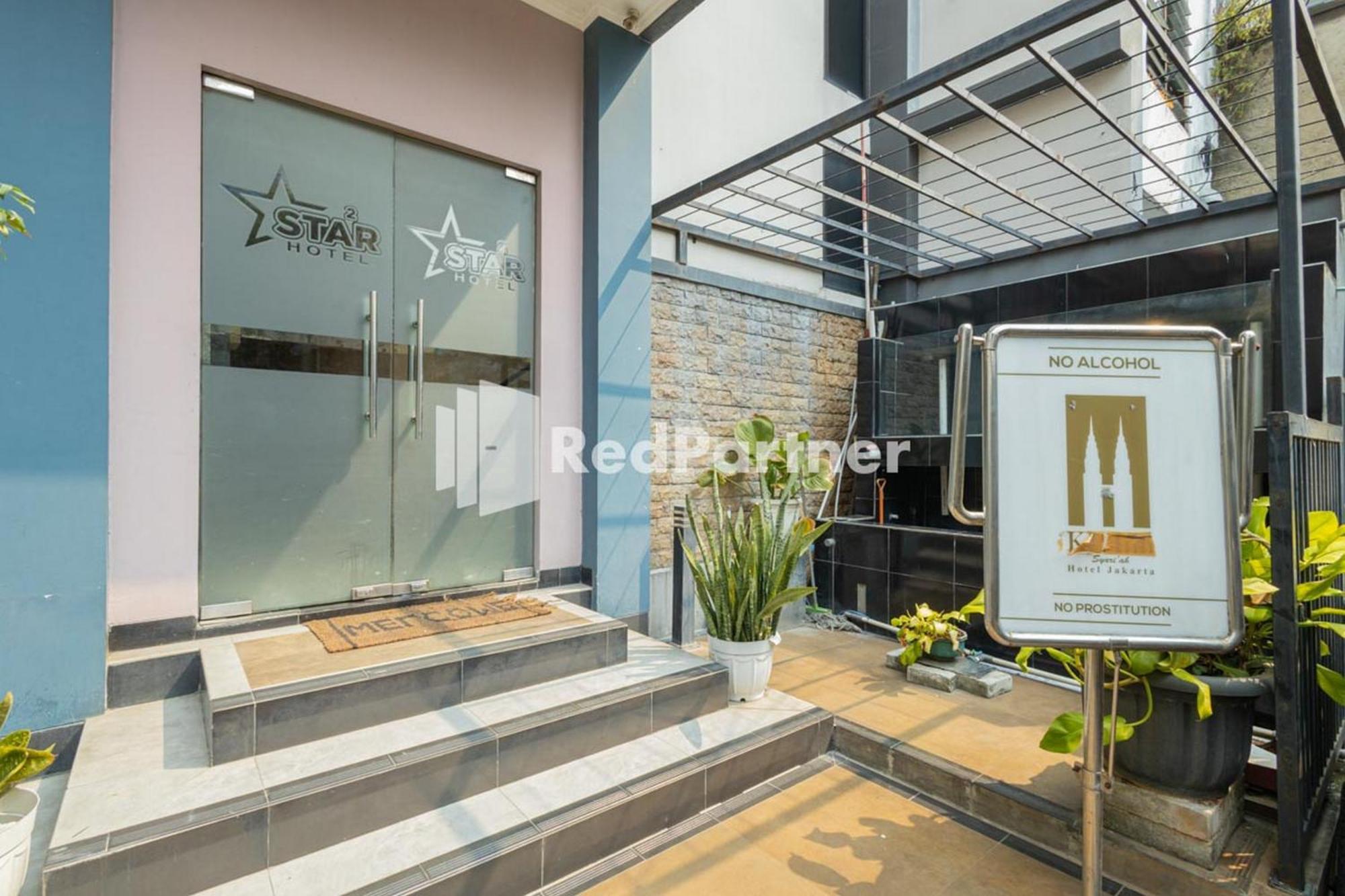 Star Hotel Jaksa Mitra Reddoorz Dżakarta Zewnętrze zdjęcie